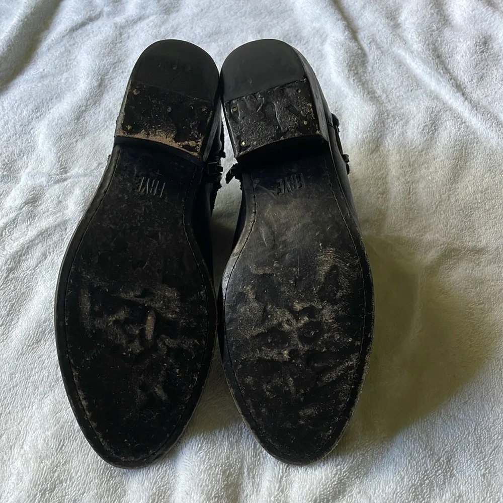 FRYE Carson Braided Bootie EUC Size 8 1/2M Black Distressed Leather